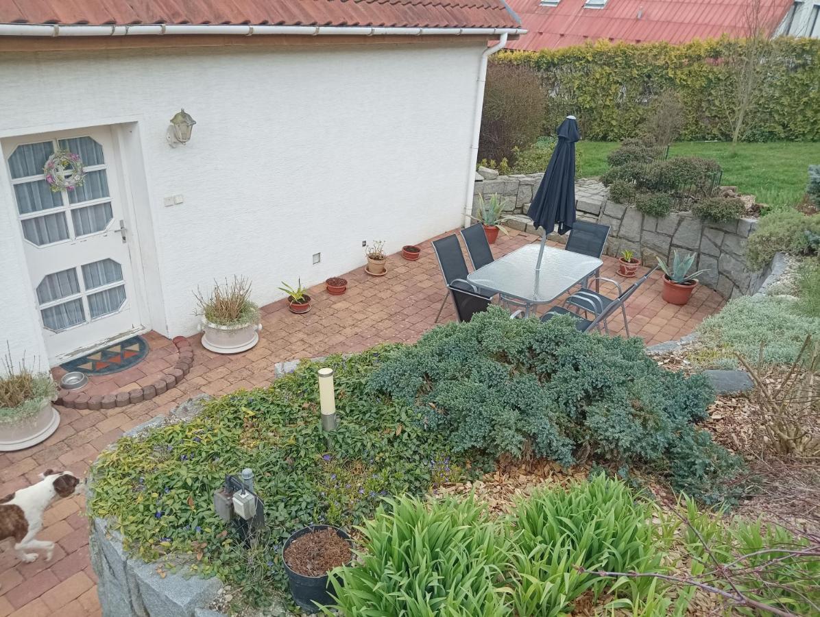 Ubytovani Iris Dolany  Exterior foto